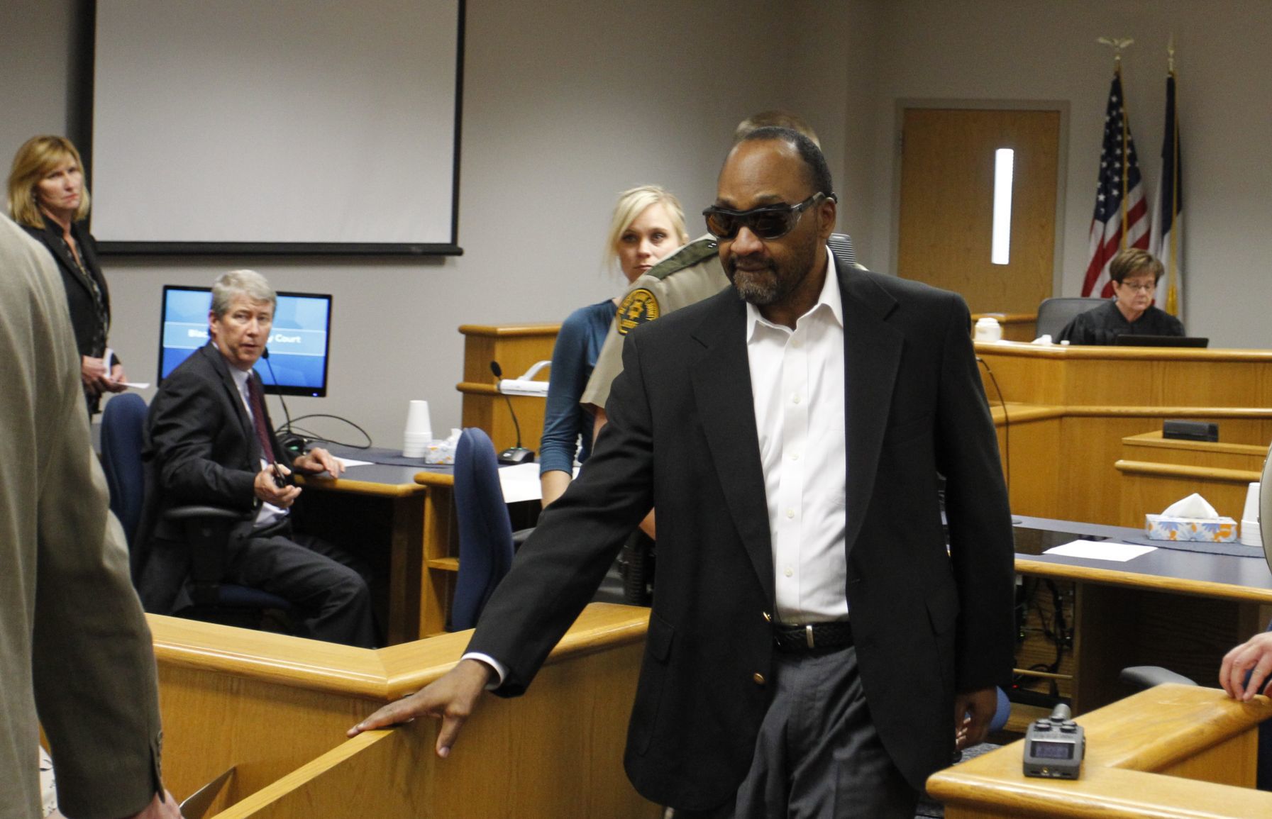 092418jr-liggins-mistrial-1